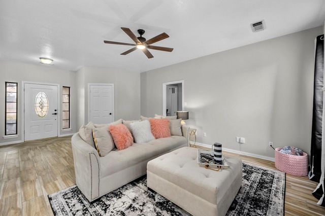 12302 Fisher Drive, Mont Belvieu, TX 77523