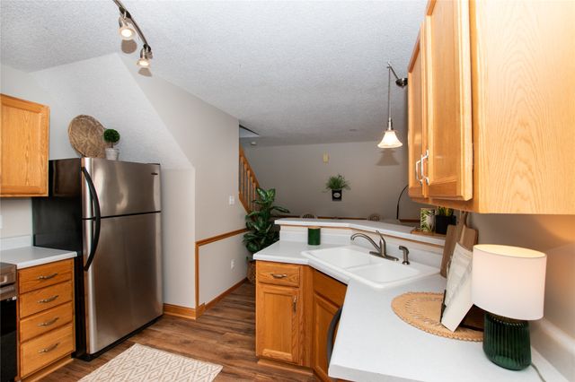 1311 SE Delaware Avenue 5, Ankeny, IA 50021