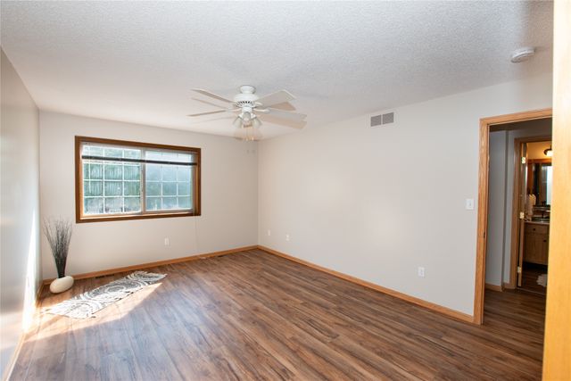 1311 SE Delaware Avenue 5, Ankeny, IA 50021