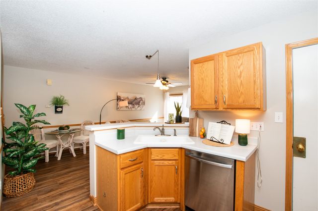 1311 SE Delaware Avenue 5, Ankeny, IA 50021