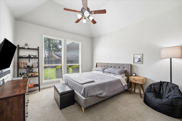 13619 Breakwater Path Loop, Houston, TX 77044