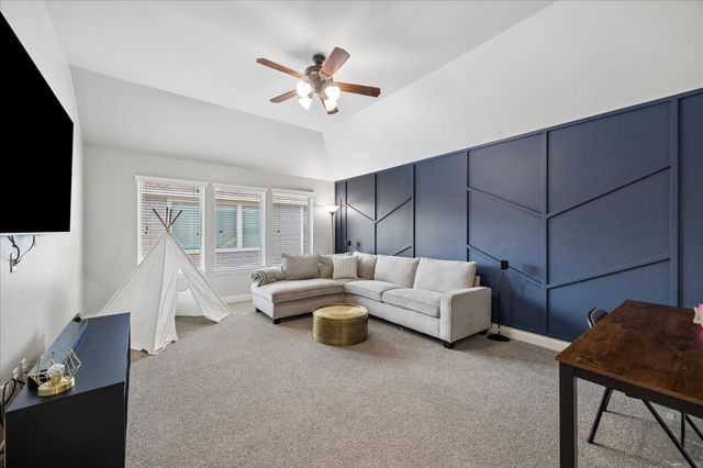 13619 Breakwater Path Loop, Houston, TX 77044