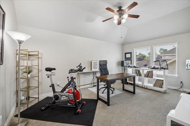 13619 Breakwater Path Loop, Houston, TX 77044