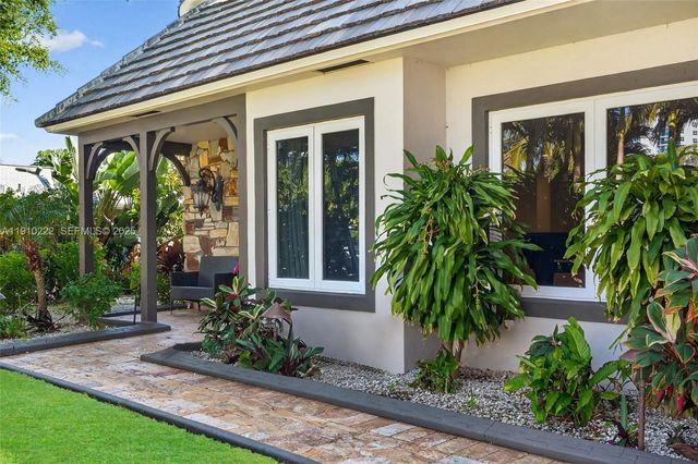 3414 Norfolk St, Pompano Beach, FL 33062