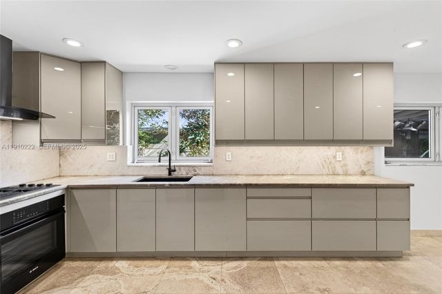 3414 Norfolk St, Pompano Beach, FL 33062