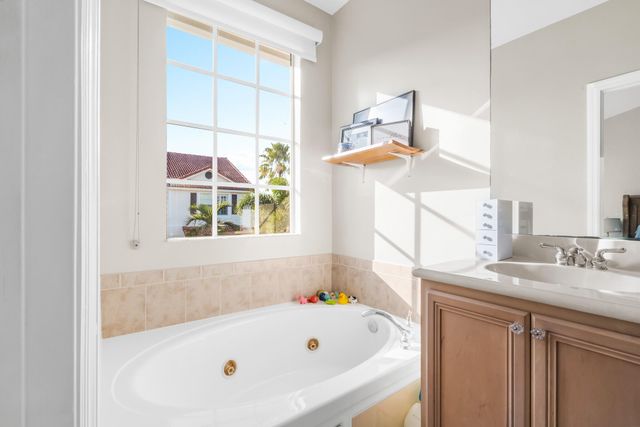 108 Ocean Cay Way, Hypoluxo, FL 33462