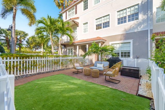 108 Ocean Cay Way, Hypoluxo, FL 33462