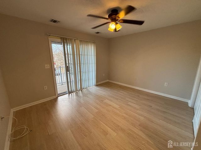 189 Sunshine Drive 189, Piscataway, NJ 08854