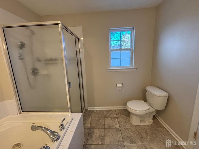 189 Sunshine Drive 189, Piscataway, NJ 08854