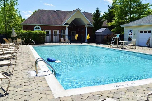 189 Sunshine Drive 189, Piscataway, NJ 08854