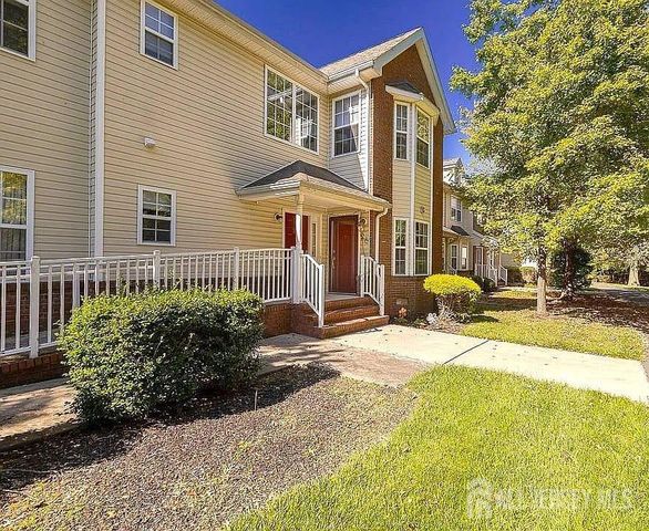 189 Sunshine Drive 189, Piscataway, NJ 08854