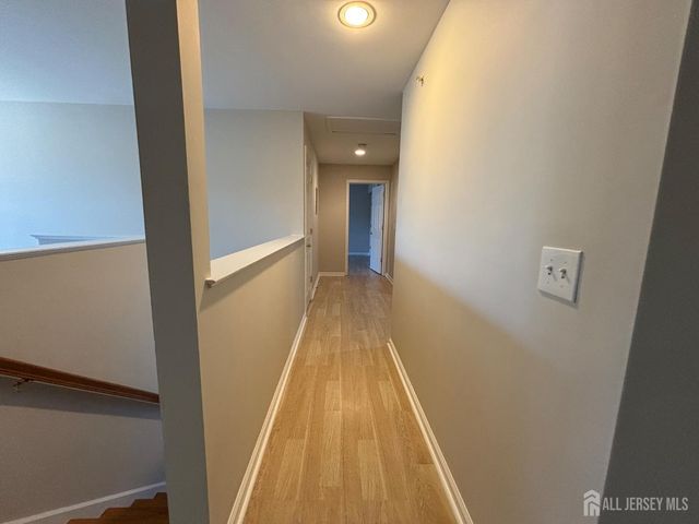 189 Sunshine Drive 189, Piscataway, NJ 08854