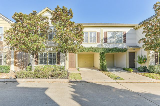 718 Redwing Place Drive, Houston, TX 77009