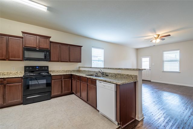 1911 Hot Springs Way, Princeton, TX 75407