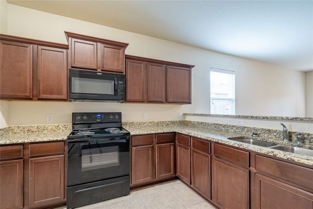 1911 Hot Springs Way, Princeton, TX 75407