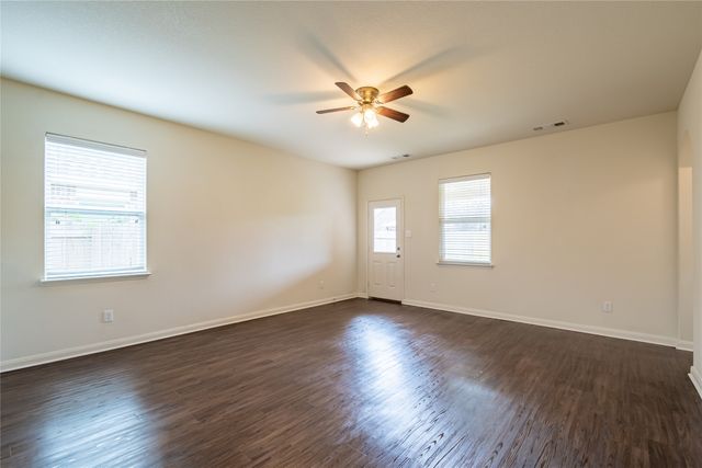 1911 Hot Springs Way, Princeton, TX 75407