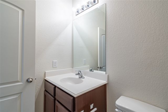 1911 Hot Springs Way, Princeton, TX 75407