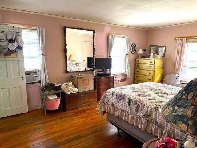 20 Elaine Terrace, Yonkers, NY 10701