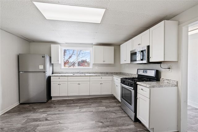 410 Hays Ave, Mt Oliver, PA 15210