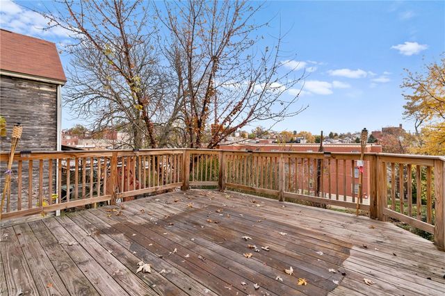 410 Hays Ave, Mt Oliver, PA 15210