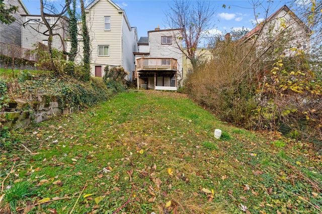 410 Hays Ave, Mt Oliver, PA 15210