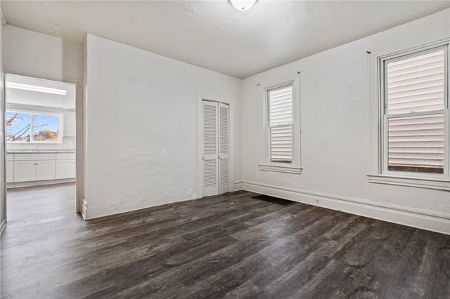 410 Hays Ave, Mt Oliver, PA 15210