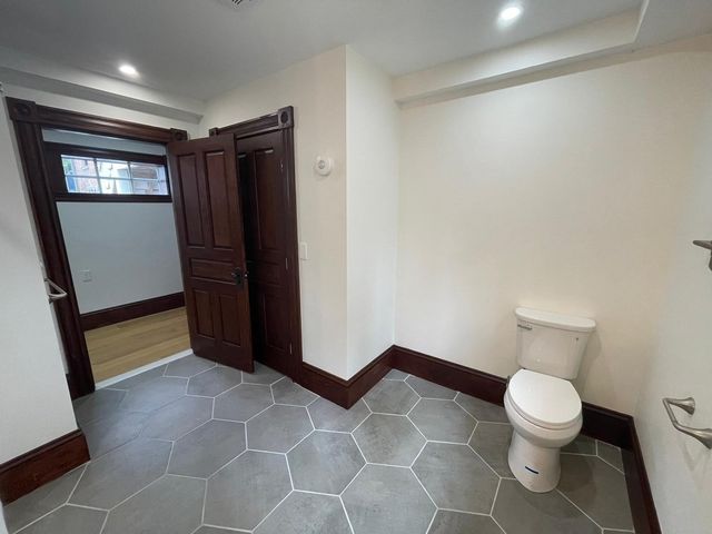 41 Summer St 5, Leominster, MA 01453