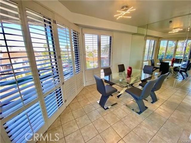 1310 E Ocean Boulevard, Long Beach, CA 90802