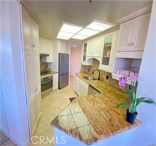 1310 E Ocean Boulevard, Long Beach, CA 90802