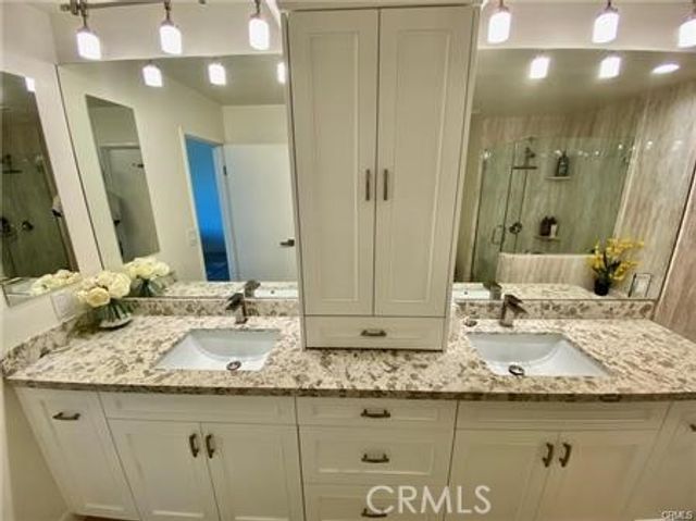 1310 E Ocean Boulevard, Long Beach, CA 90802