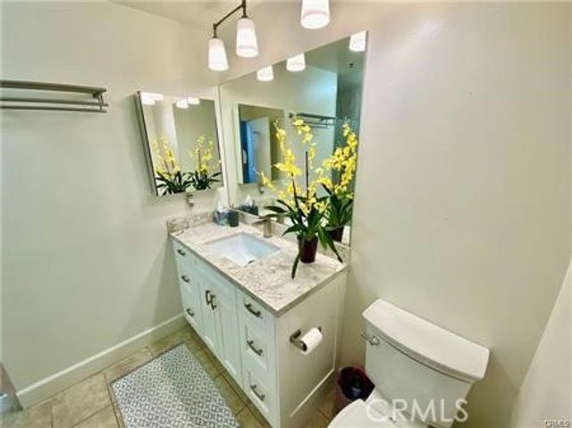 1310 E Ocean Boulevard, Long Beach, CA 90802