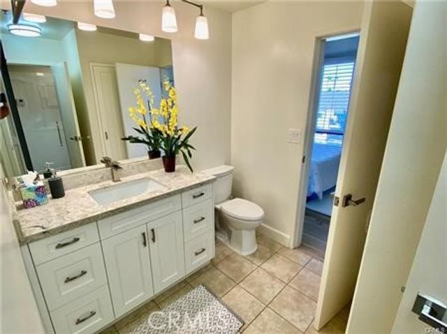 1310 E Ocean Boulevard, Long Beach, CA 90802