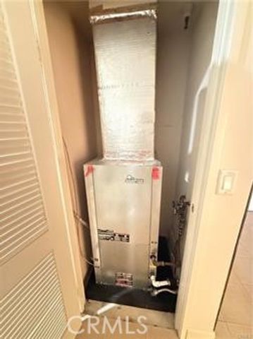 1310 E Ocean Boulevard, Long Beach, CA 90802