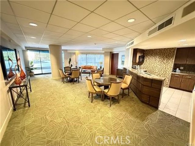 1310 E Ocean Boulevard, Long Beach, CA 90802