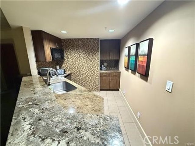 1310 E Ocean Boulevard, Long Beach, CA 90802