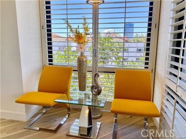 1310 E Ocean Boulevard, Long Beach, CA 90802