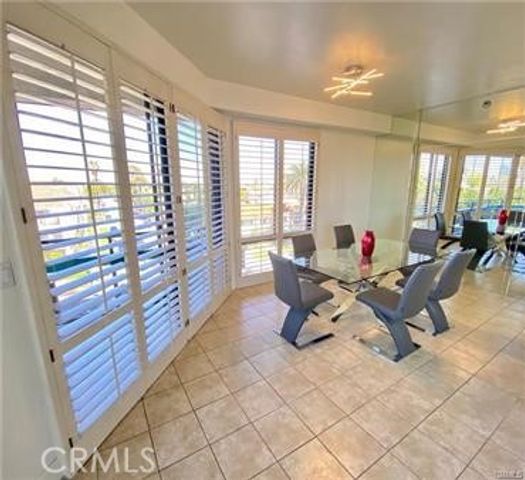 1310 E Ocean Boulevard, Long Beach, CA 90802