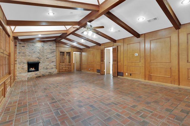 713 Briarwood Drive, Denison, TX 75020