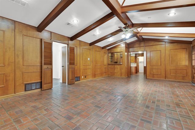 713 Briarwood Drive, Denison, TX 75020