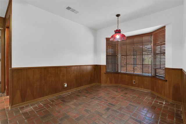 713 Briarwood Drive, Denison, TX 75020