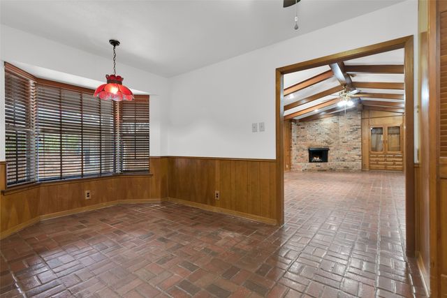 713 Briarwood Drive, Denison, TX 75020