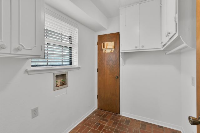 713 Briarwood Drive, Denison, TX 75020