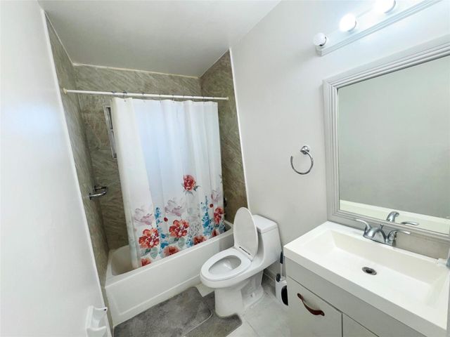 704 NW 3rd Ave, Pompano Beach, FL 33060