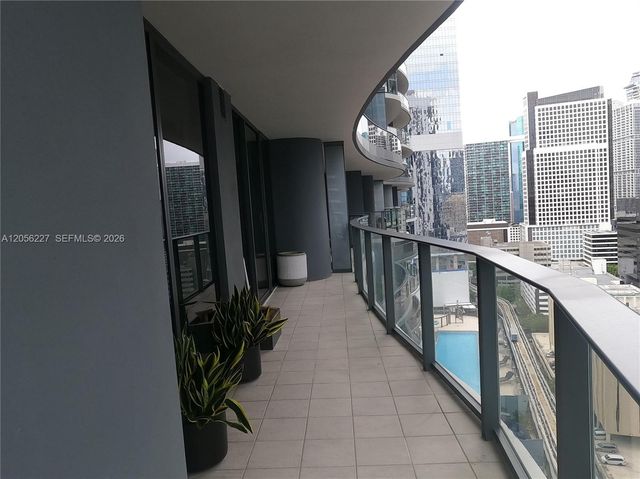 1000 Brickell Plaza 2301, Miami, FL 33131