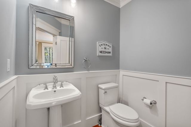 84 Glendale Road, Needham, MA 02492