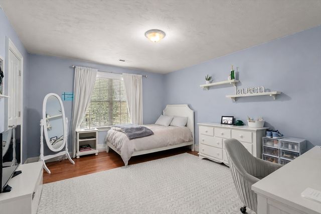84 Glendale Road, Needham, MA 02492