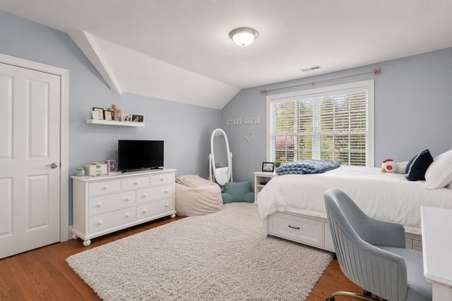 84 Glendale Road, Needham, MA 02492
