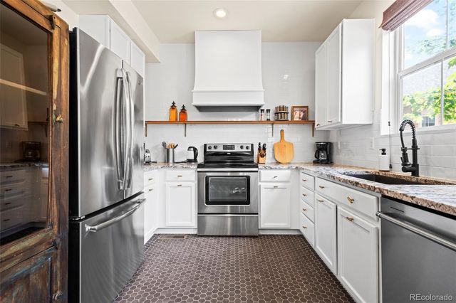 10281 Bellwether Lane, Lone Tree, CO 80124