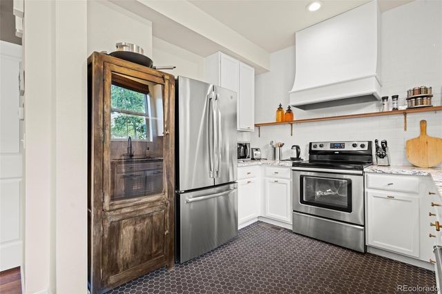 10281 Bellwether Lane, Lone Tree, CO 80124