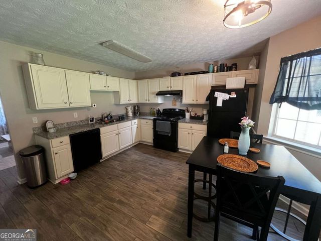 7235 Hummingbird Lane, Winston, GA 30187